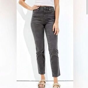 American Eagle Corduroy Mom Jeans Size 8P Charcoal Gray High Rise Ankle
